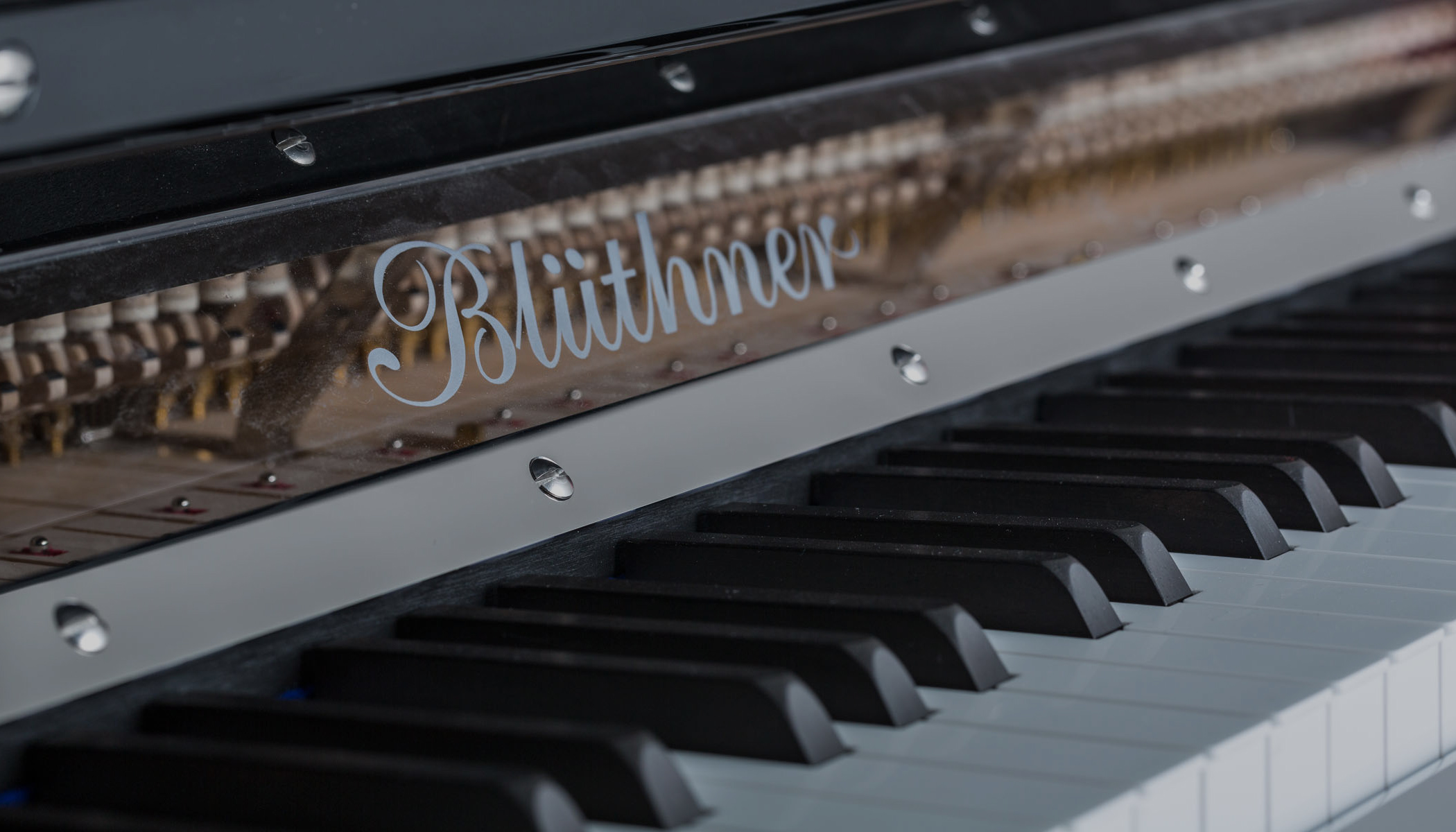 Blüthner Piano Retailers