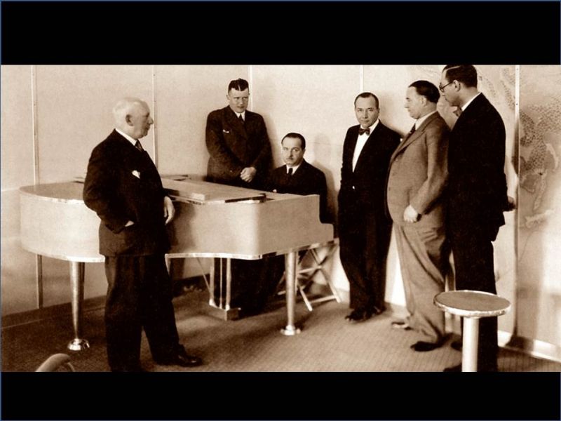 Blüthner history