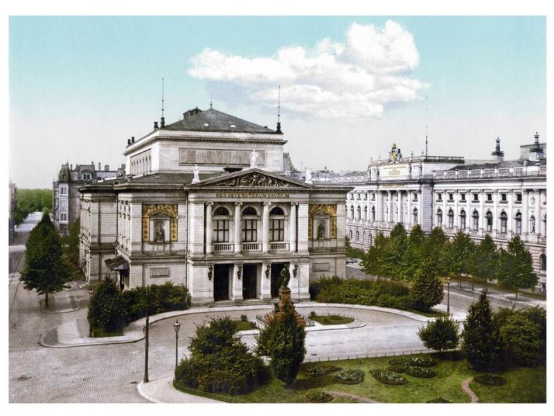 Blüthner history