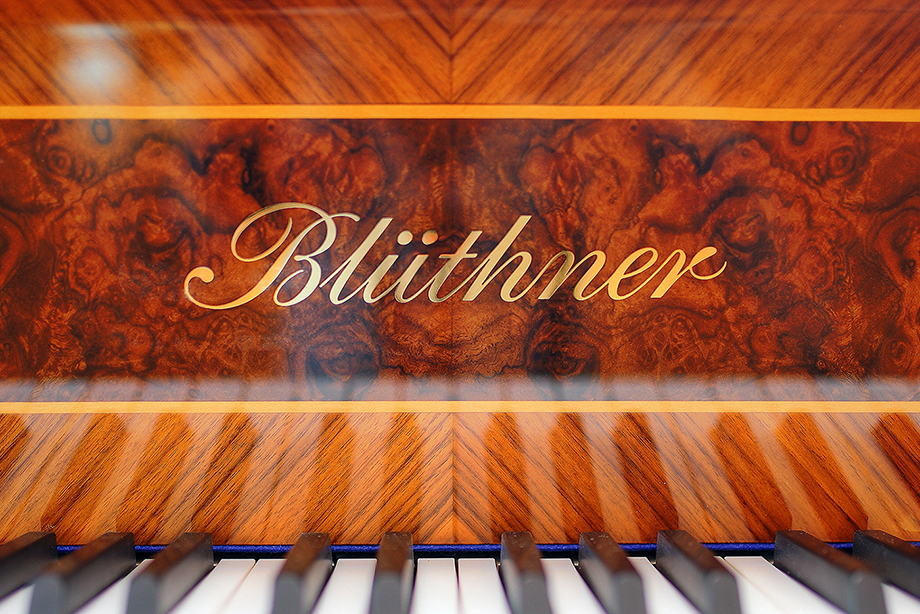 Piano bespoke finishes