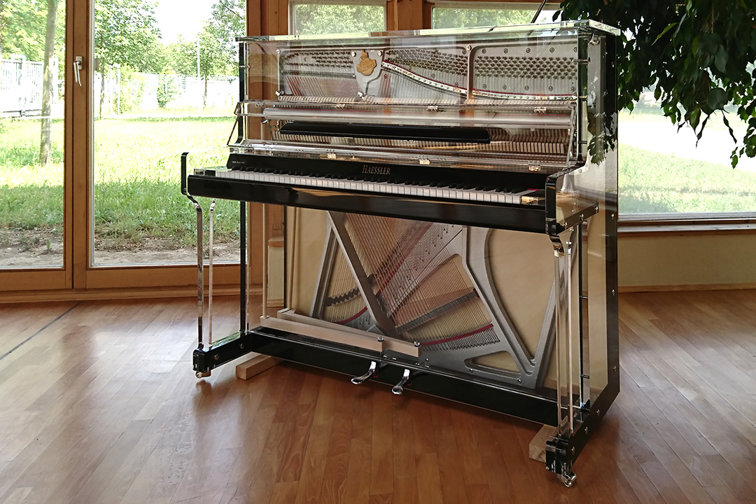 Bluthner Quadrille Crystal Edition Piano