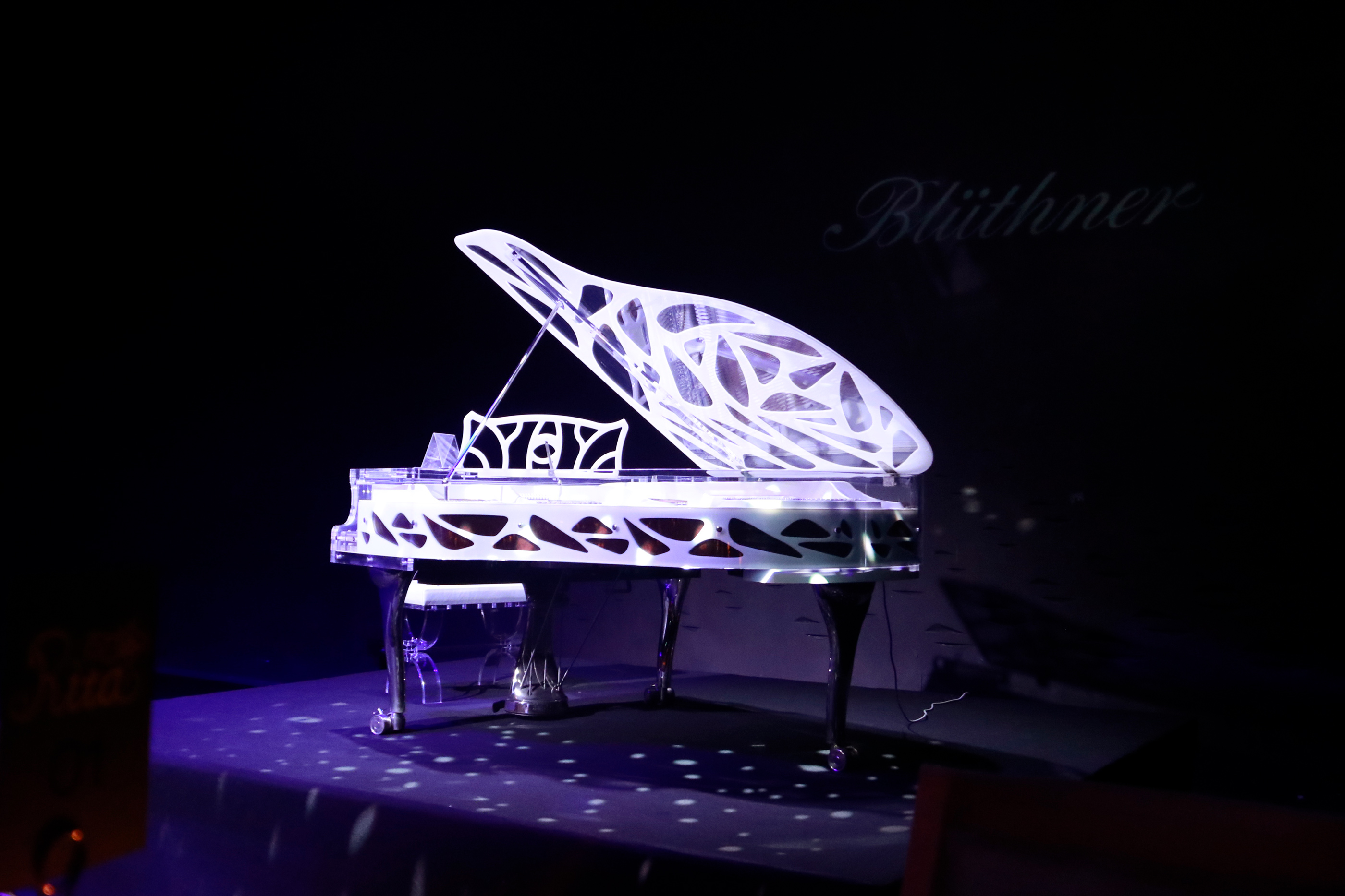 Crystal Edition Hive designer grand piano