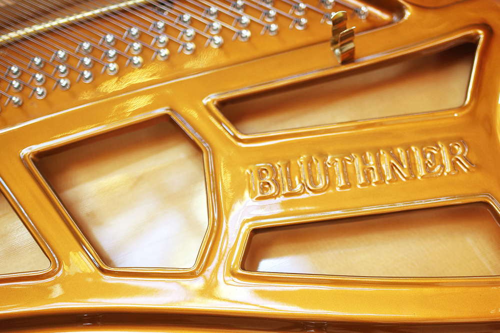 PH piano gold frame