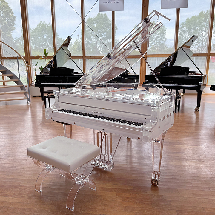 Blüthner Crystal Elegance White